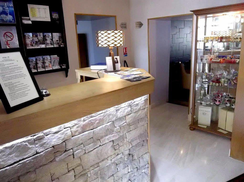 Arc-sur-Tille Logis L'Hotel D'Arc מראה חיצוני תמונה